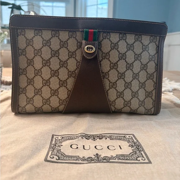GUCCI Vintage Sherry Line Beige and Brown Monogram Clutch - Picture 2 of 6